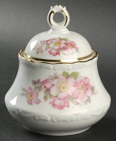 Briar Rose (Gold Trim) Sugar Bowl & Lid