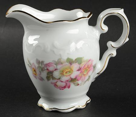 Briar Rose (Gold Trim) Creamer