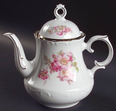 Briar Rose (Gold Trim) Teapot & Lid