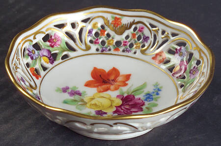 Chateau Dresden-Royal Dresner Art 4" Round Nut Dish