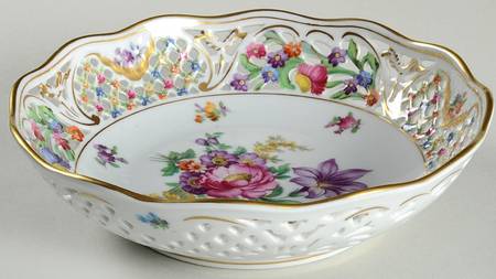 Chateau Dresden-Royal Dresner Art 8" Pierced Round Bowl