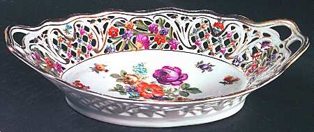 Chateau Dresden-Royal Dresner Art 9" Pierced Oval Bowl