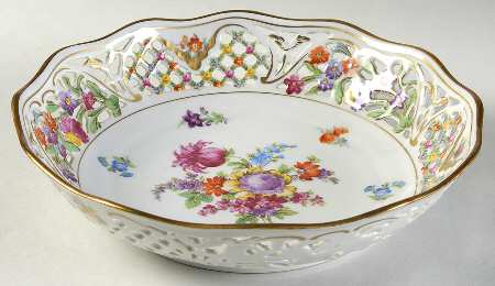 Chateau Dresden-Royal Dresner Art 9" Pierced Round Bowl