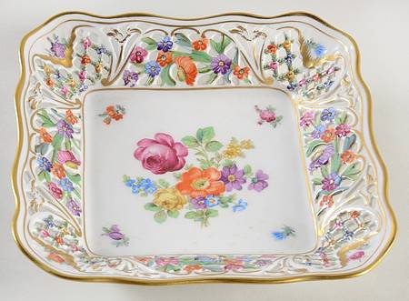 Chateau Dresden-Royal Dresner Art 7" Large Square Bon Bon