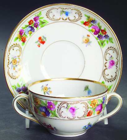 Dresdner Art (Smooth) Flat Bouillon Cup & Saucer by Schumann - Bavaria