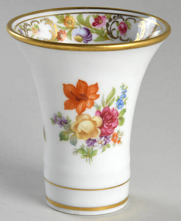 Dresdner Art (Smooth) Medium Vase