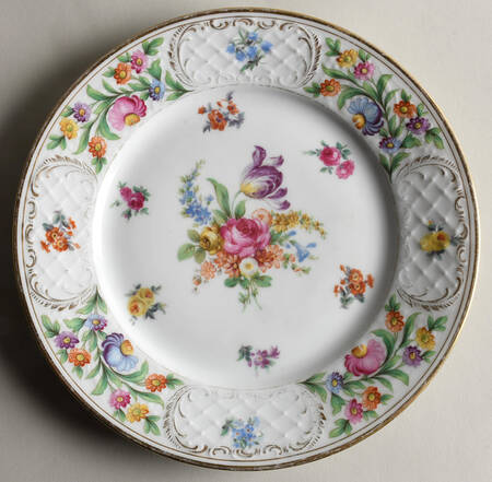 Dresdner Art (Smooth) Dinner Plate by Schumann - Bavaria
