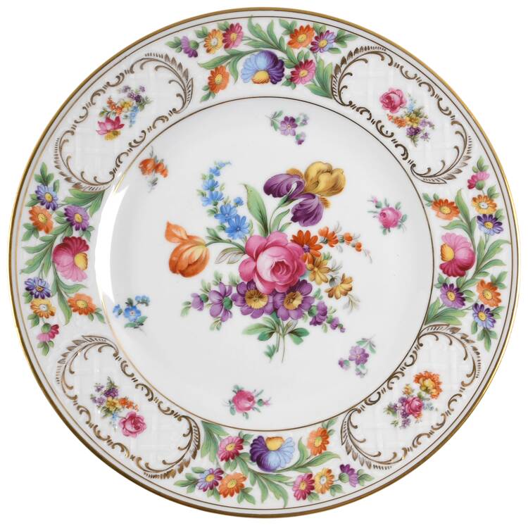Dresdner Art (Smooth) Large Dinner Plate by Schumann - Bavaria