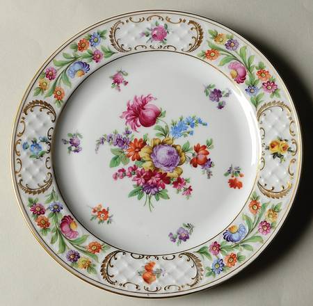 Dresdner Art (Smooth) Luncheon Plate by Schumann - Bavaria