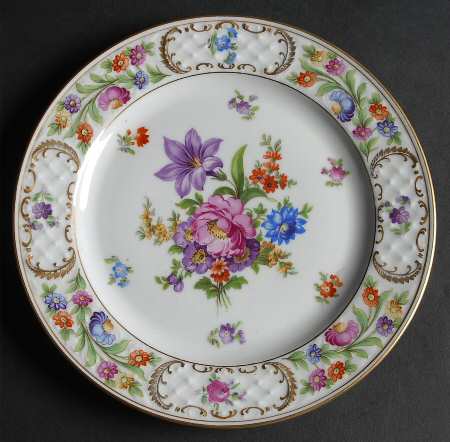 Dresdner Art (Smooth) Luncheon Plate