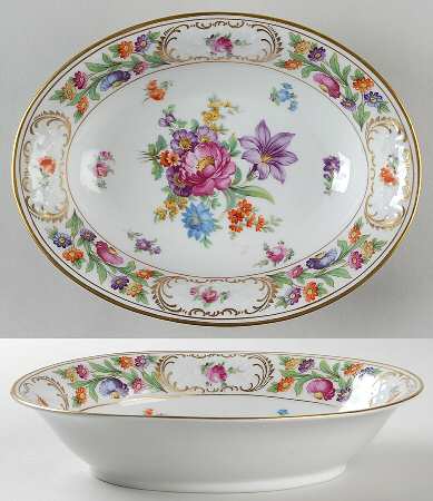 Dresdner Art (Smooth) 9" Oval Vegetable Bowl by Schumann - Bavaria
