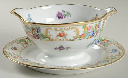 Dresdner Art (Smooth) Gravy Boat with Attached Underplate