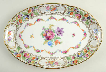Dresden Garland 15" Oval Serving Platter