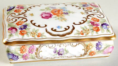 Empress Dresden Flowers Cigarette Box & Lid