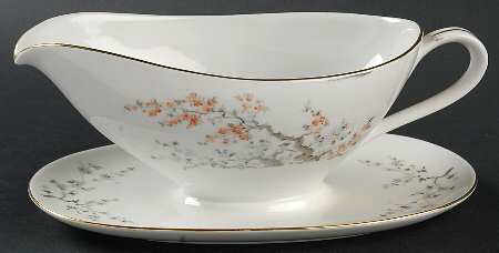 Mandarin Gravy Boat with Attached Underplate