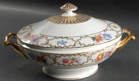 The Meissen Round Covered Vegetable