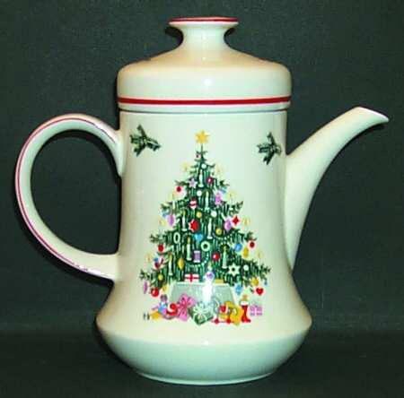 Noel Coffee Pot & Lid