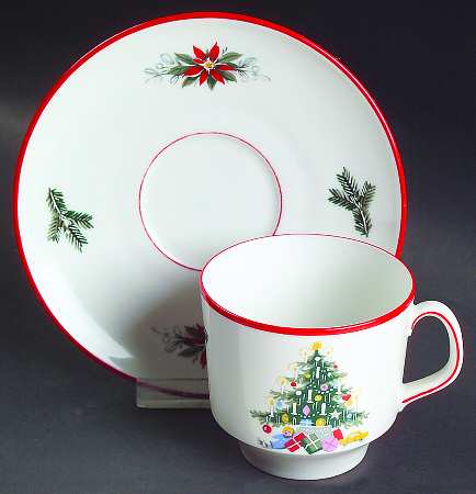 Noel Flat Cup & Saucer Set