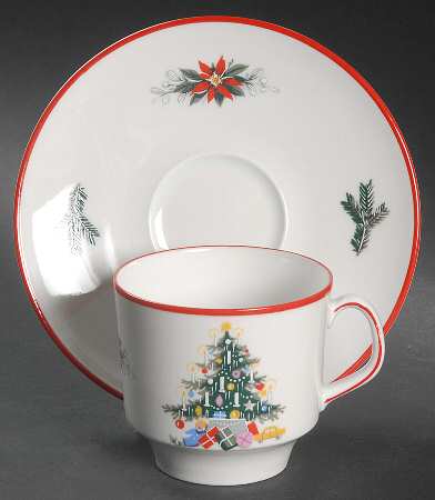 Noel Flat Cup & Saucer Set