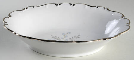 Platinum Glow 9" Oval Vegetable Bowl