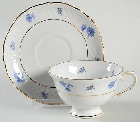 SCH1 Footed Cup & Saucer Set