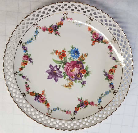SCH106 Dinner Plate