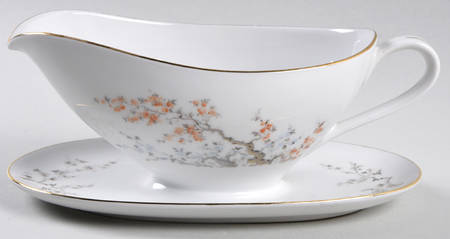 SCH22 Gravy Boat with Attached Underplate