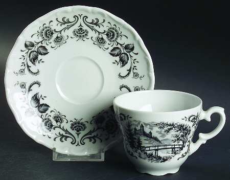 SCH49 Flat Cup & Saucer Set