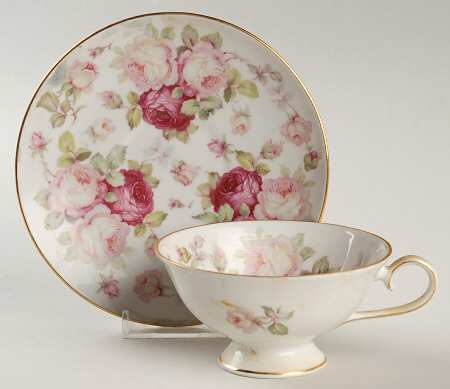 SCH6 Footed Cup & Saucer Set
