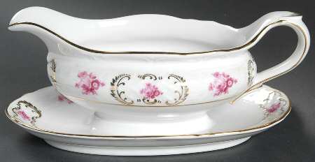 SCH65 Gravy Boat with Attached Underplate