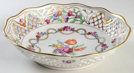 SCH7 9" Pierced Round Bowl