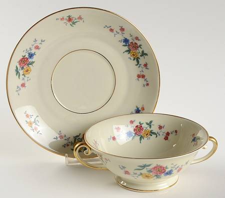 SCH87 Footed Cream Soup Bowl & Saucer Set
