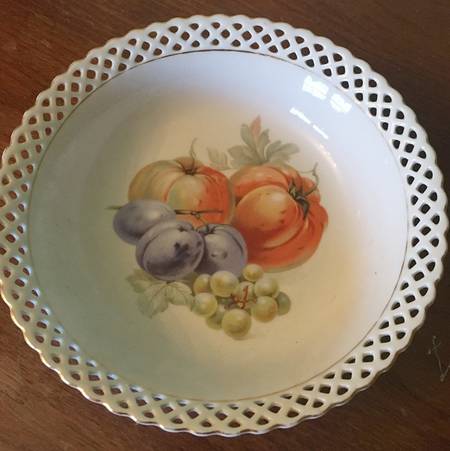 SCH89 9" Round Vegetable Bowl