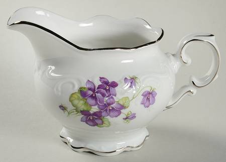Violette (Gold Trim) Creamer
