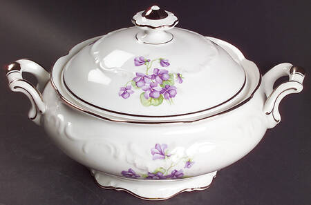 Violette (Platinum Trim) Round Covered Vegetable