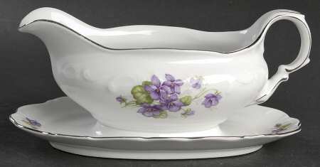 Violette (Platinum Trim) Gravy Boat with Attached Underplate