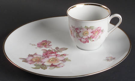 Wild Rose Scalloped (Coupe) Snack Plate & Cup Set