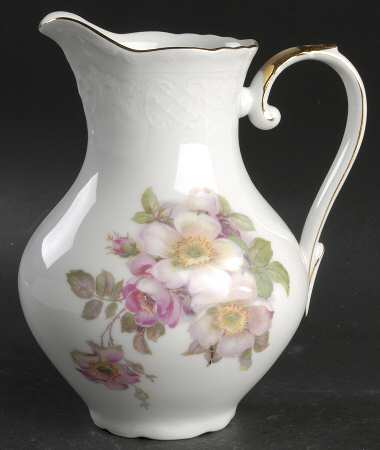 Wild Rose Scalloped (Coupe) 32 Oz Pitcher