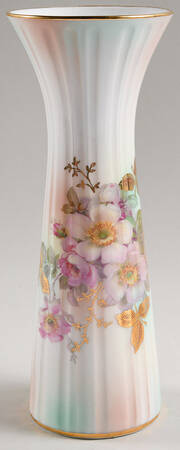 Wild Rose (Scallop, Rim, Embossed) 10" Vase