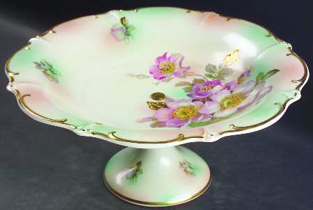 Wild Rose (Scallop, Rim, Embossed) Round Compote (Height X Width)