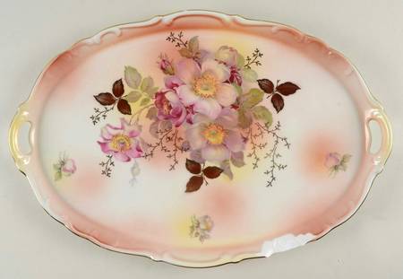 Wild Rose (Scallop, Rim, Embossed) 16" Oval Serving Platter