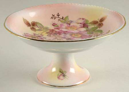 Wild Rose (Scallop, Rim, Embossed) Round Compote (Height X Width)