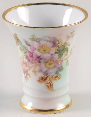 Wild Rose (Scallop, Rim, Embossed) 3" Vase