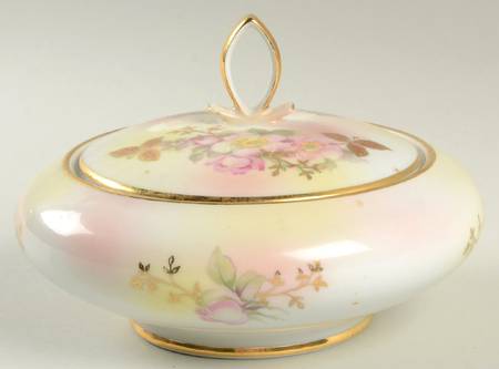 Wild Rose (Smooth) 6" Candy Box with Lid