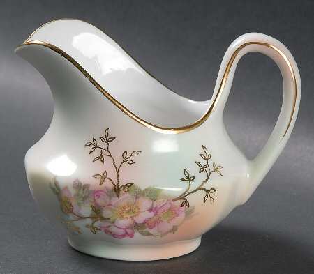 Wild Rose (Smooth) Creamer