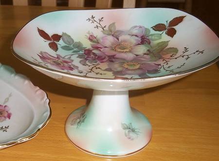 Wild Rose (Smooth) Round Compote (Height X Width)
