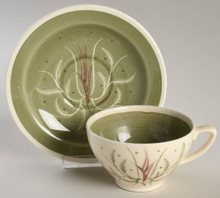 Chinese Fern Green Flat Cup & Saucer Set