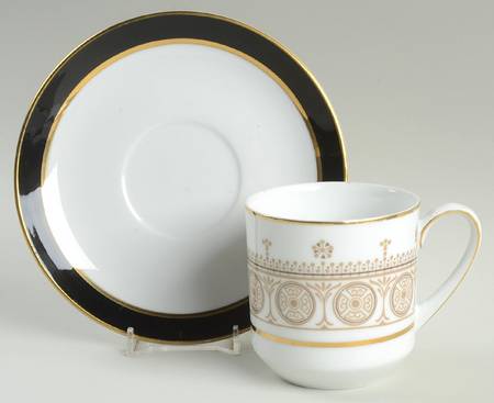 Flat Cup & Saucer Set