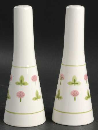 Clover Salt & Pepper Set