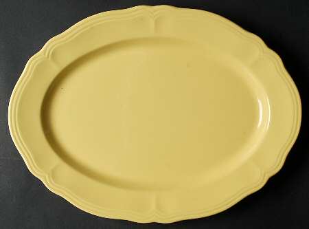 Federalist Buttercup Yellow (4239) 14" Oval Serving Platter